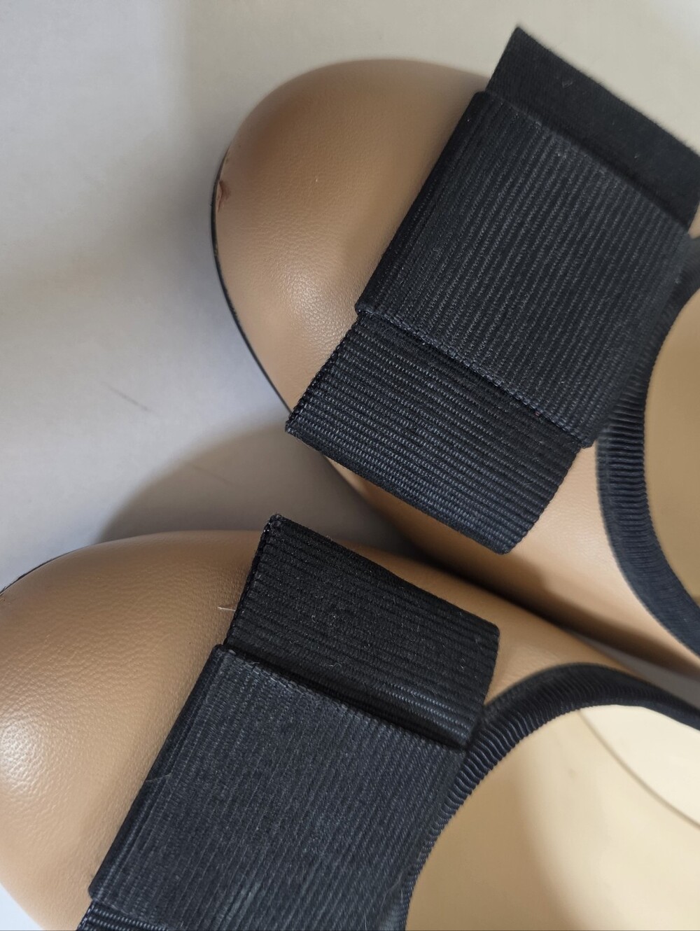 Jon Josef Debra Nude Black Bow Leather Mid Heel Pump block heel size 8.5 - Picture 6 of 8